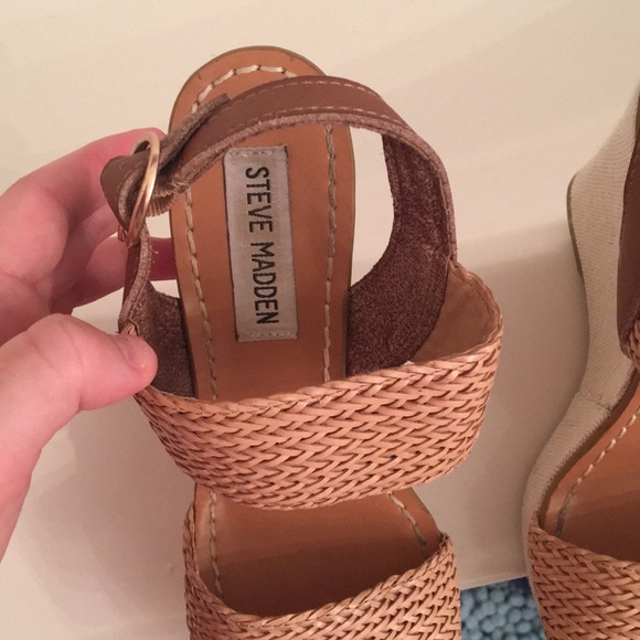 Steve Madden Platform Wedge - Picture 4 of 4